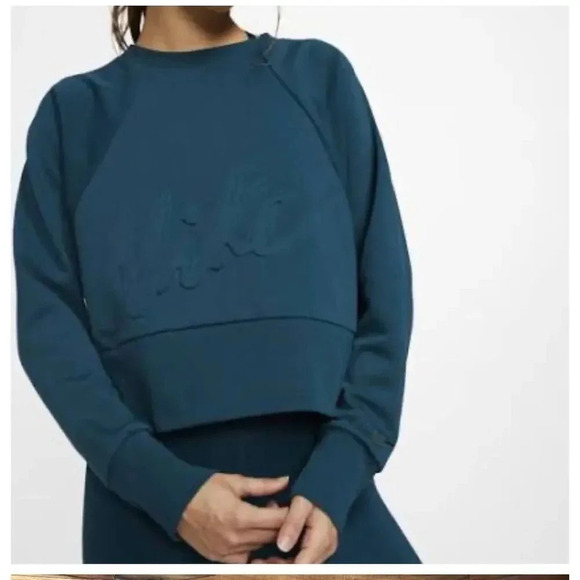 Nike Women's Dri-FIT FLocked Cropped Sweatshirt, Green, Size Small - Picture 1 of 5